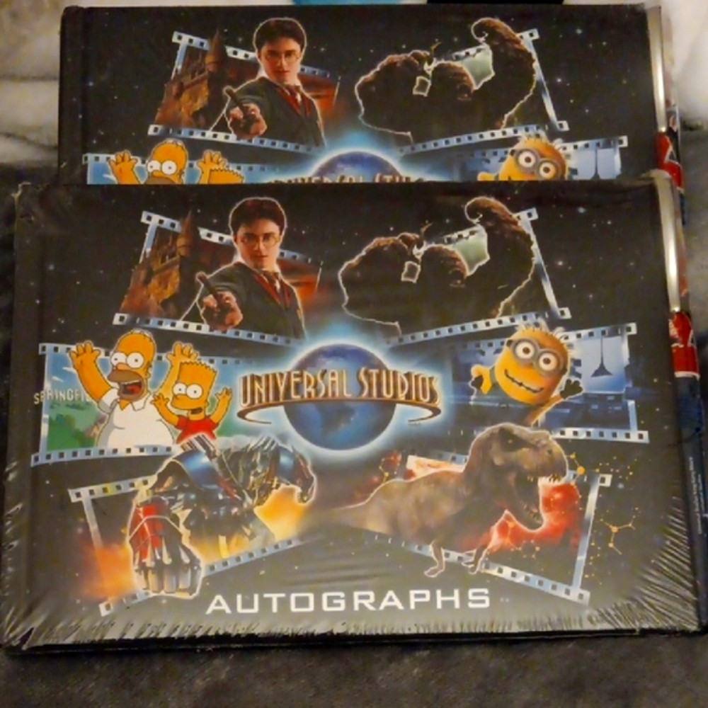 Universal Studios Kids Autograph Book - Black